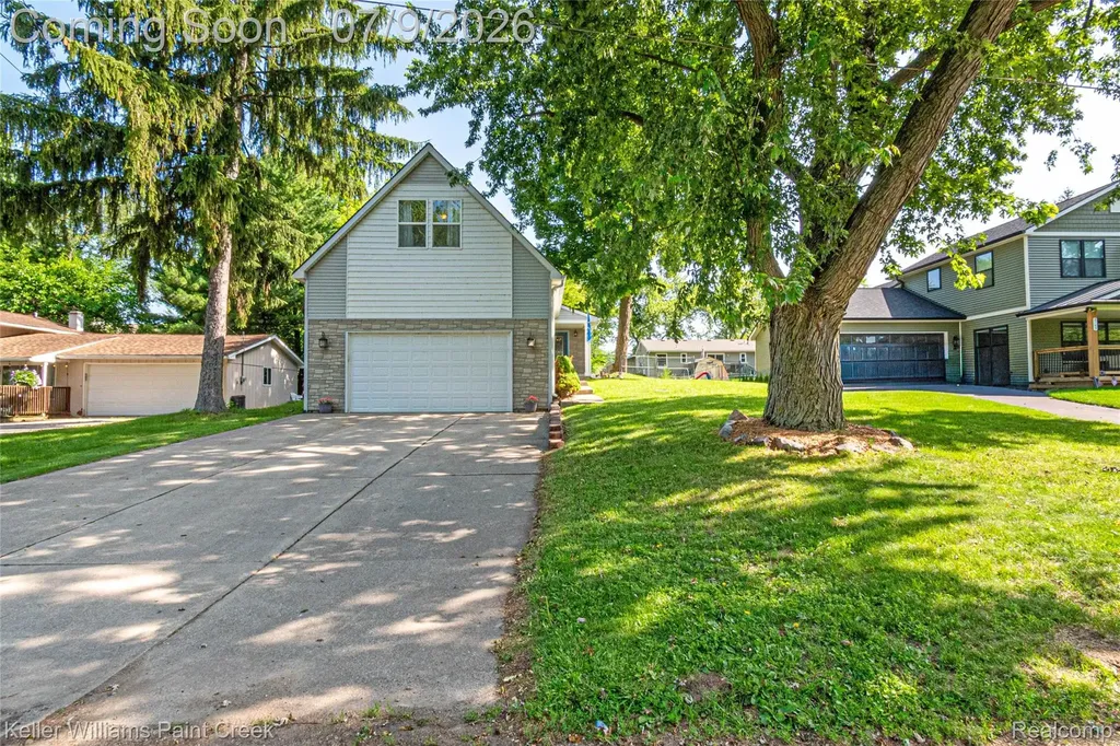 3155 Beaumont Drive Highland Charter Township MI 48356