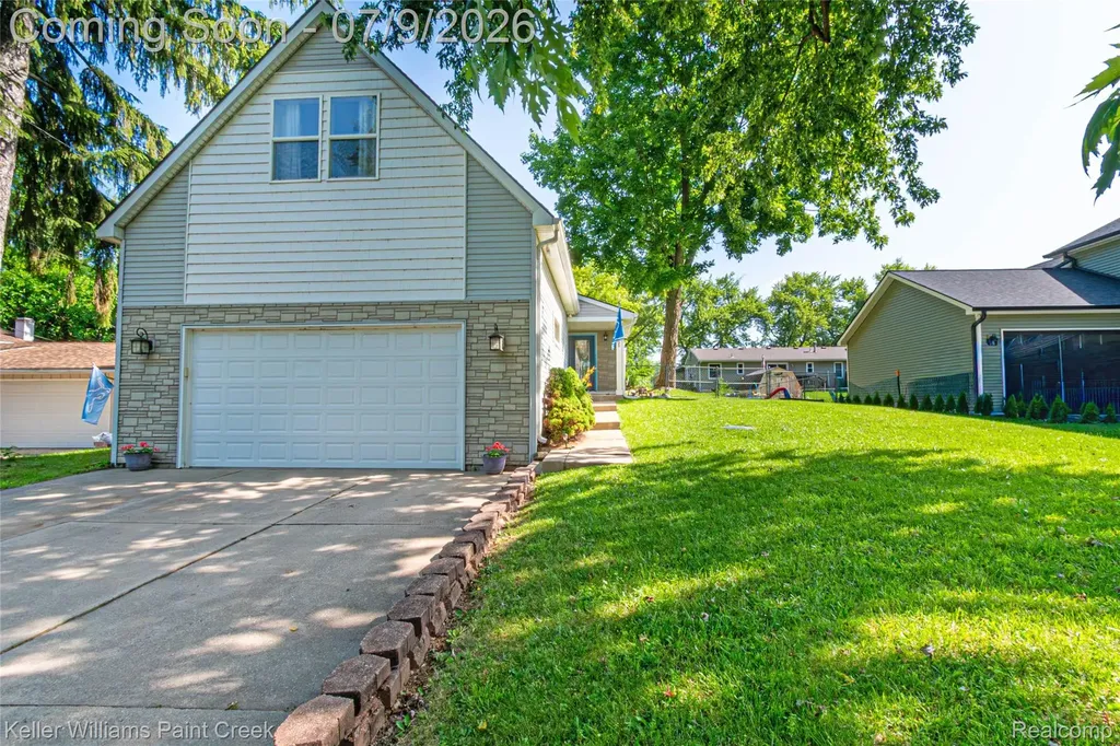 3155 Beaumont Drive Highland Charter Township MI 48356