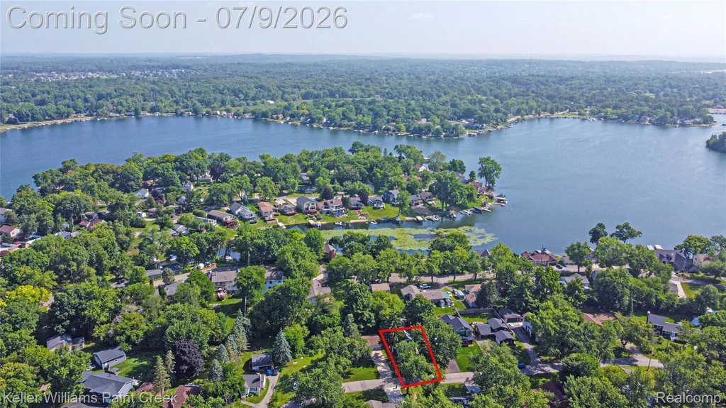3155 Beaumont Drive Highland Charter Township MI 48356