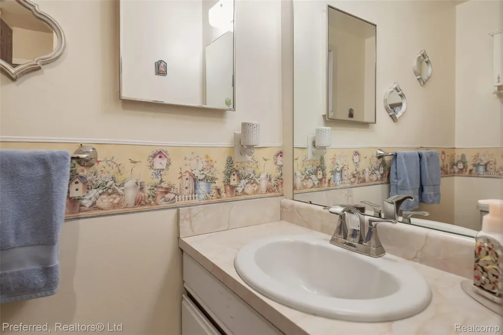 1921 Vine Way Drive Canton Charter Township MI 48188