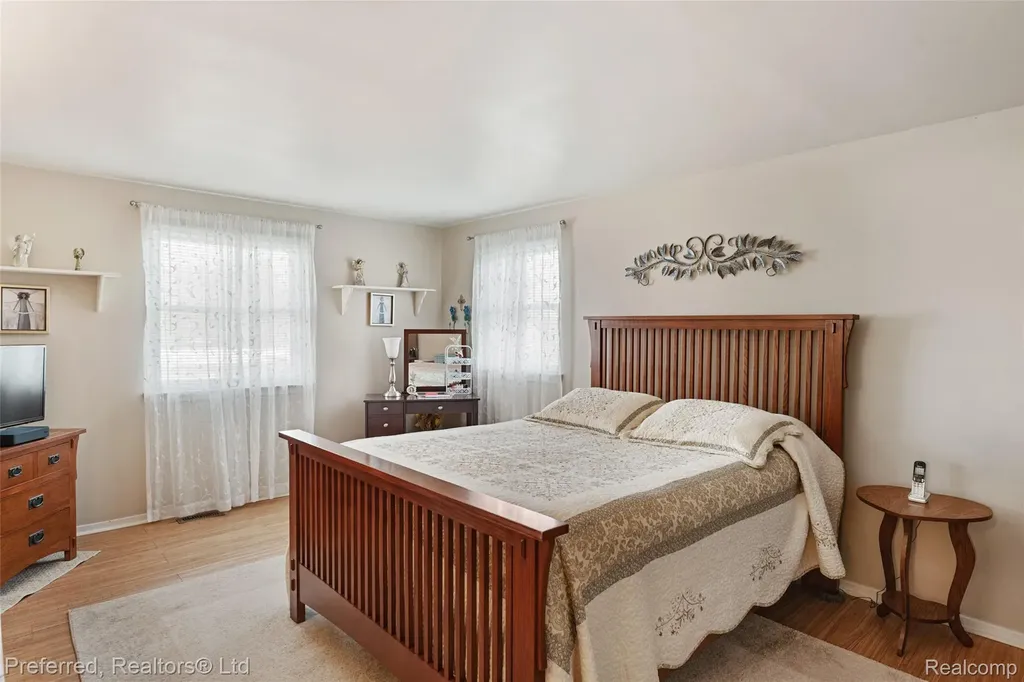 1921 Vine Way Drive Canton Charter Township MI 48188