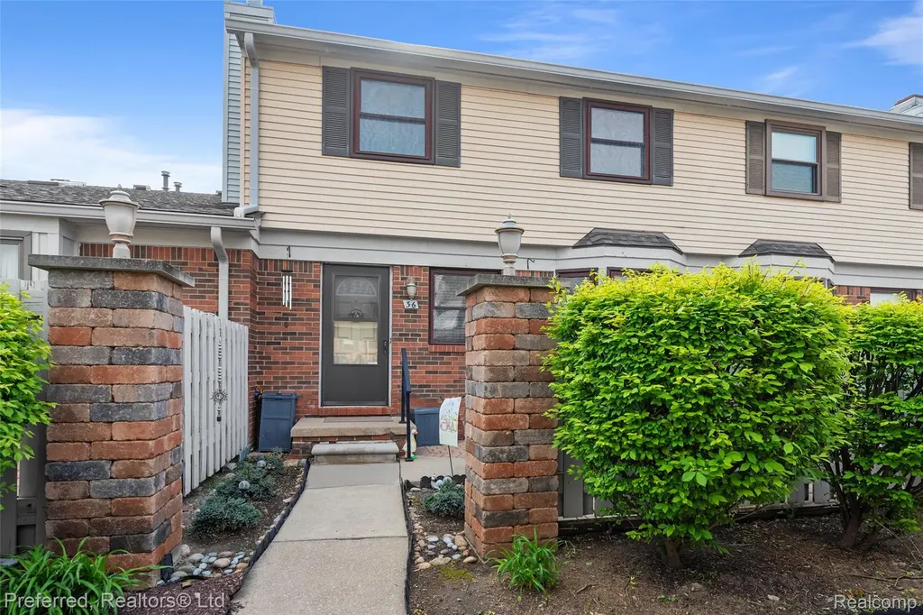 1921 Vine Way Drive Canton Charter Township MI 48188