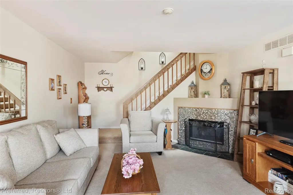 1921 Vine Way Drive Canton Charter Township MI 48188