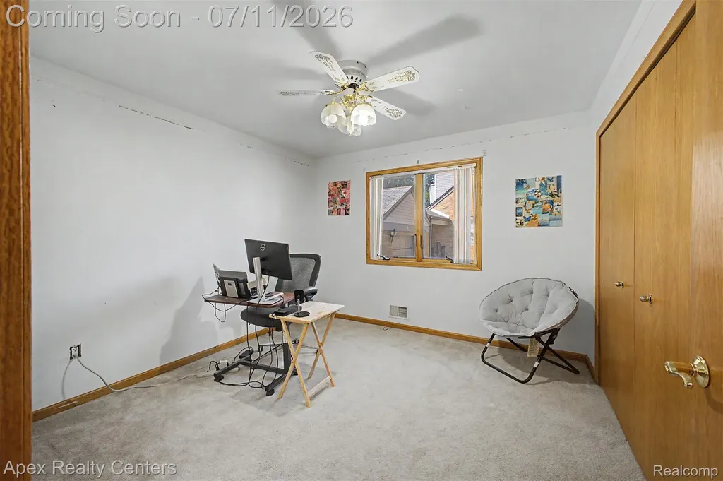 23141 Nona Street Dearborn City MI 48124