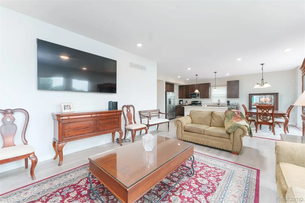 10070 Kylie Drive Green Oak Township MI 48116