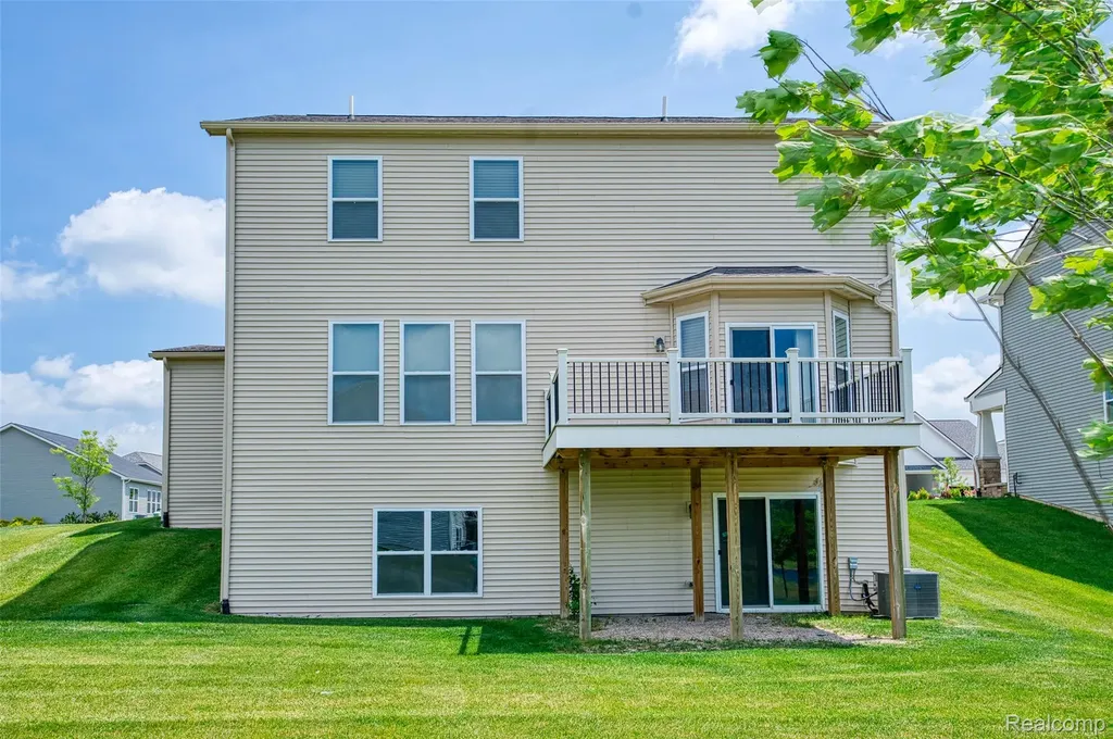 10070 Kylie Drive Green Oak Township MI 48116