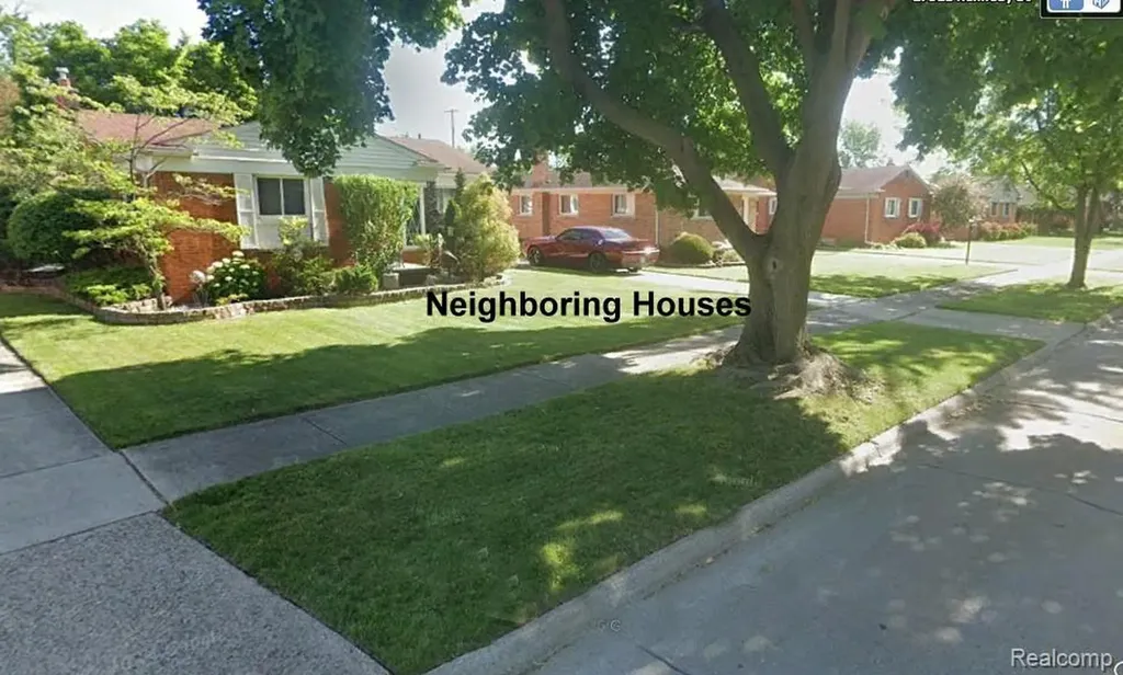 27321 Kennedy Street Dearborn Heights City MI 48127