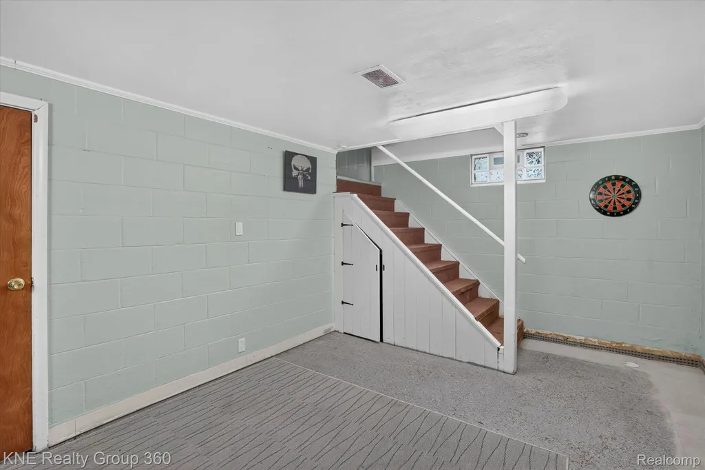 1714 Cooper Avenue Lansing City MI 48910