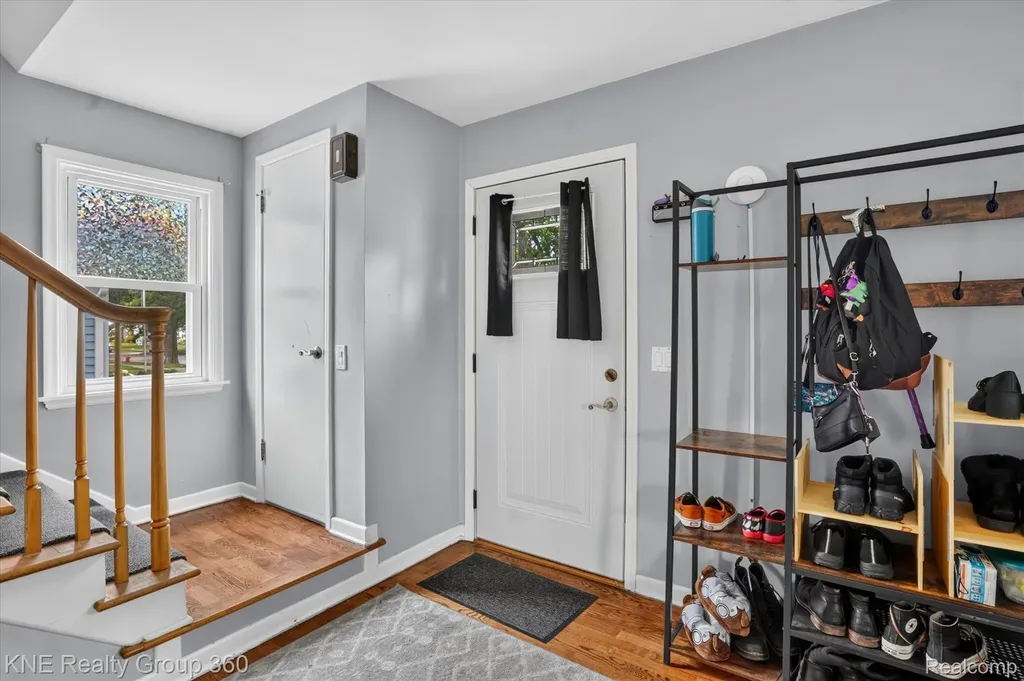 1714 Cooper Avenue Lansing City MI 48910