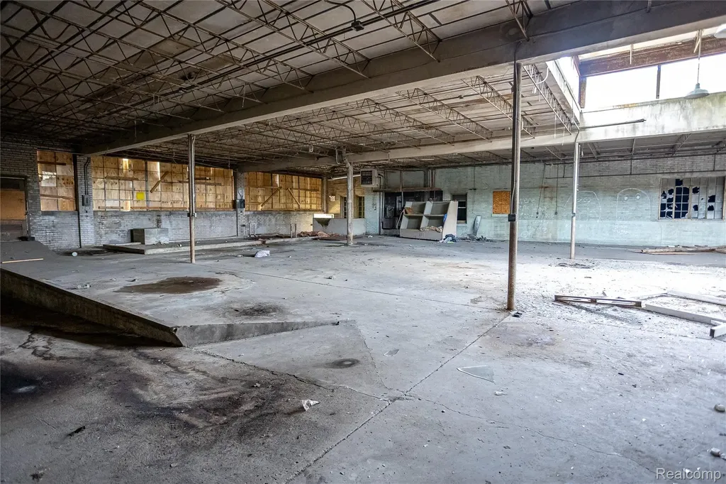 450 Michigan Avenue W Battle Creek City MI 49037