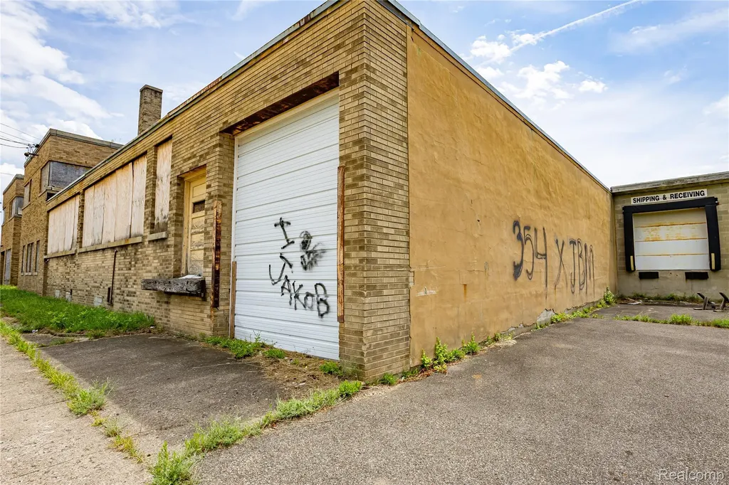 450 Michigan Avenue W Battle Creek City MI 49037