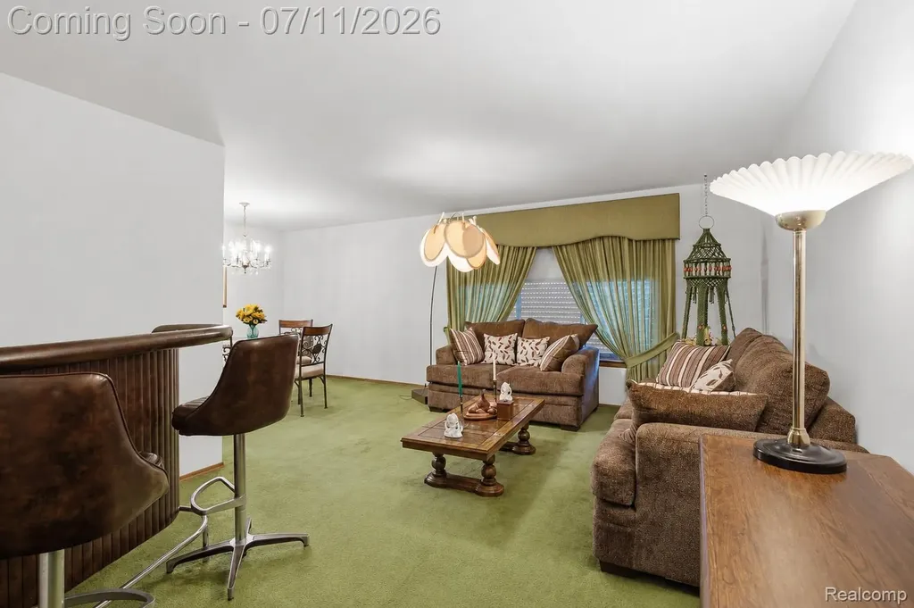 25760 Southwood Drive Southfield City MI 48075
