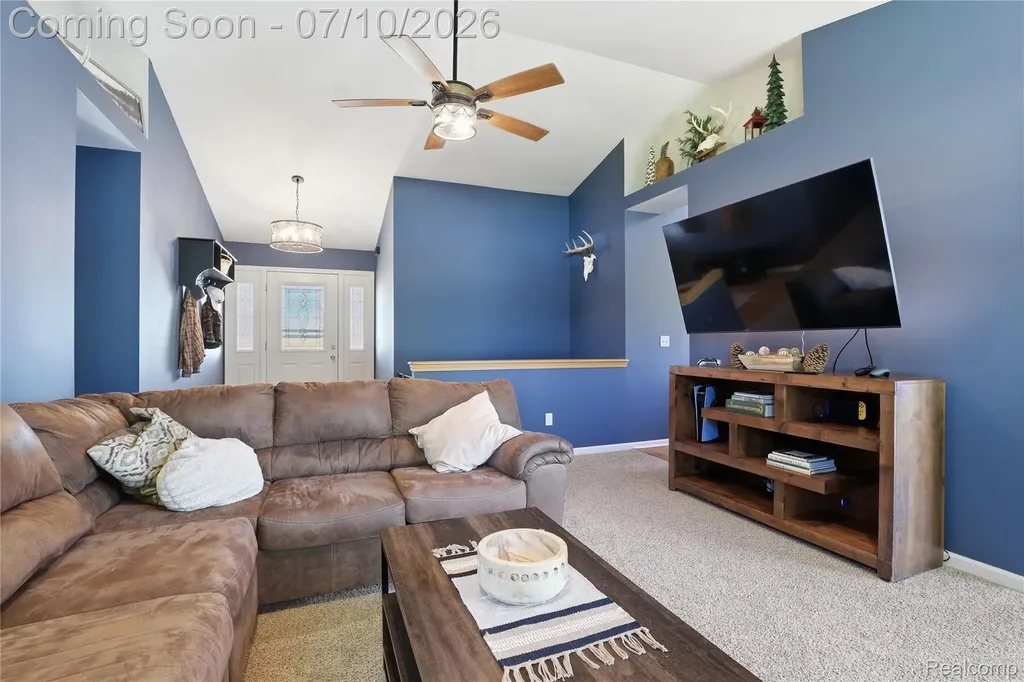 5275 E Maple Avenue Burton City MI 48439