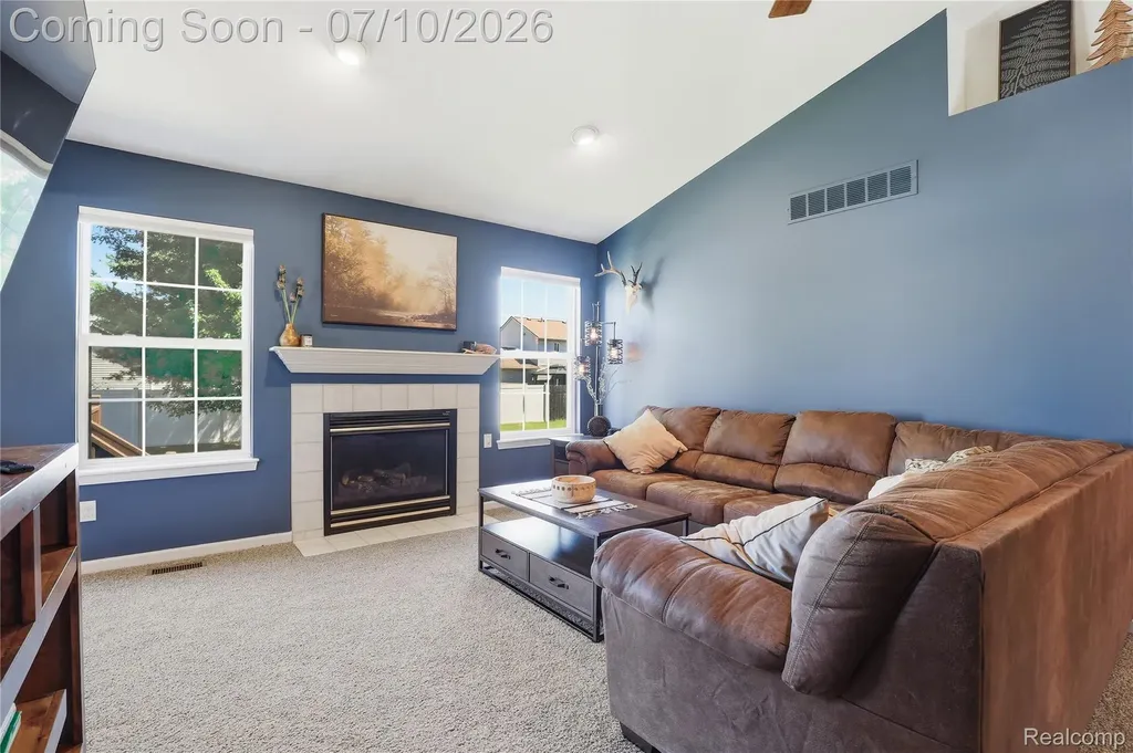 5275 E Maple Avenue Burton City MI 48439