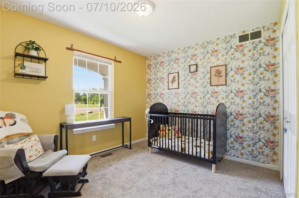 5275 E Maple Avenue Burton City MI 48439
