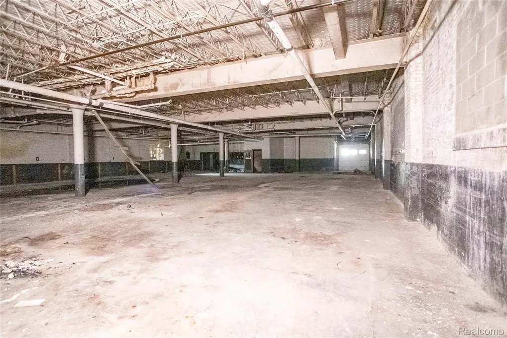 440 Michigan Avenue W Battle Creek City MI 49037