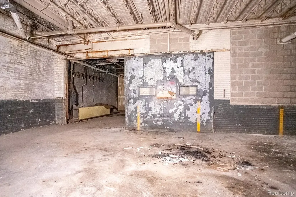440 Michigan Avenue W Battle Creek City MI 49037
