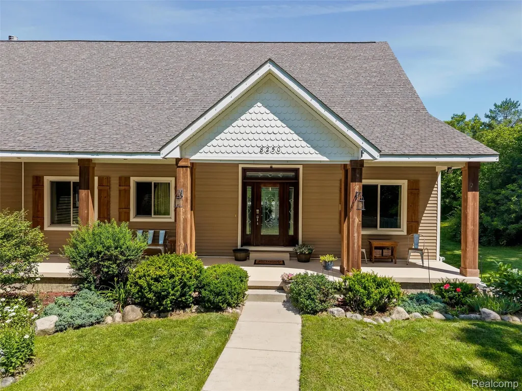 8250 Rattalee Lake Road Springfield Charter Township MI 48348