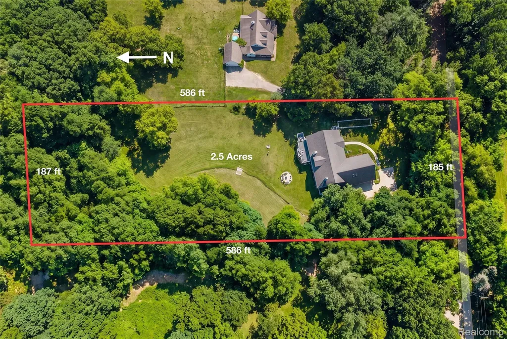 8250 Rattalee Lake Road Springfield Charter Township MI 48348