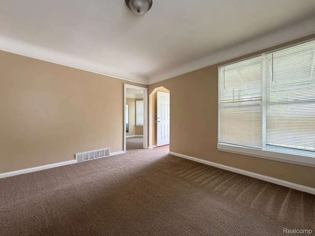 7286 Faust Avenue Detroit City MI 48228