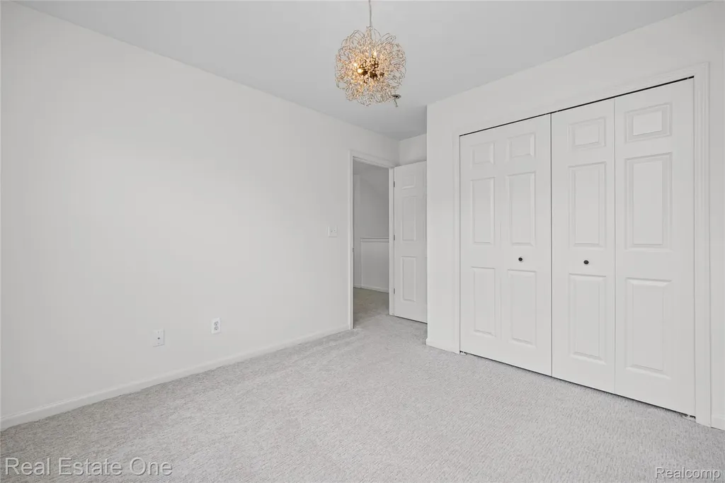 7382 Gateway Drive West Bloomfield Charter Township MI 48322