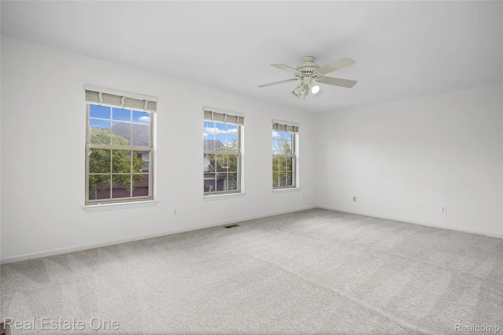 7382 Gateway Drive West Bloomfield Charter Township MI 48322