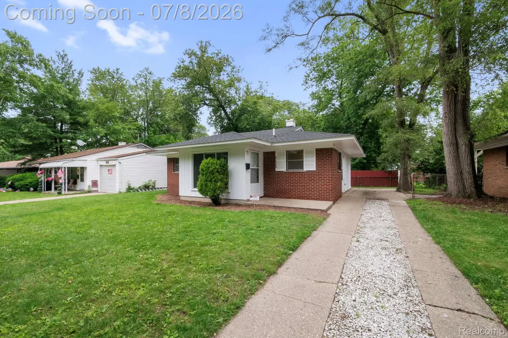 21920 Morton Street Oak Park City MI 48237