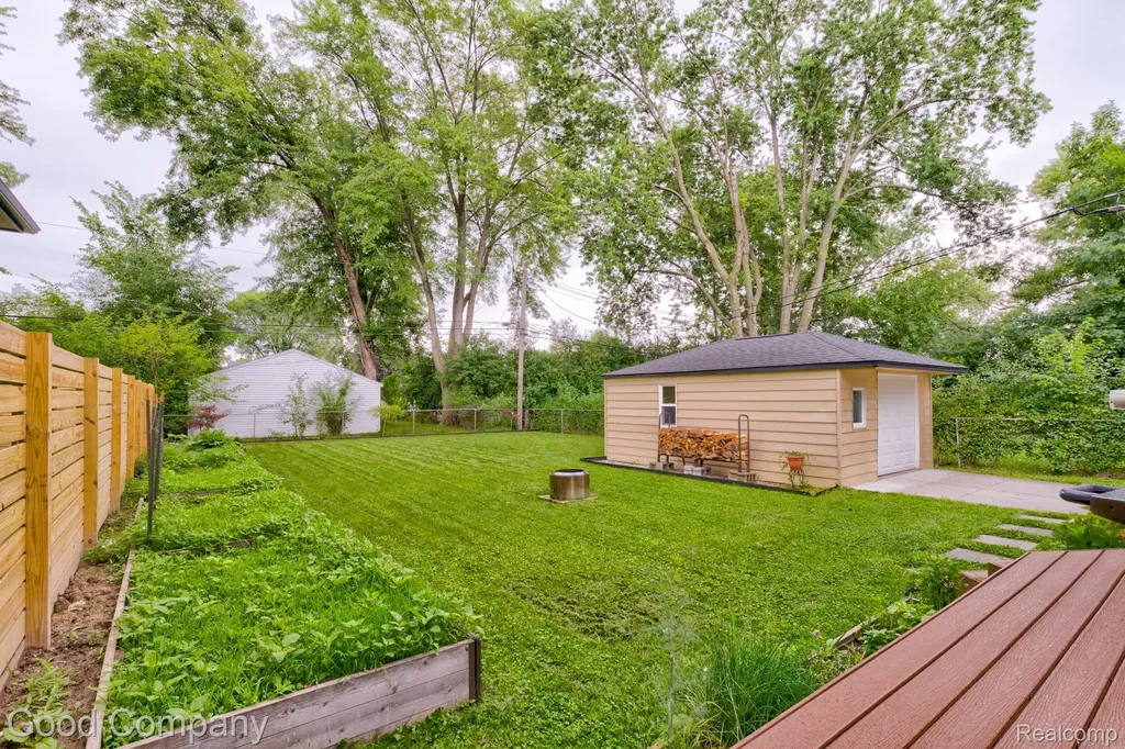 4102 Elmhurst Avenue Royal Oak City MI 48073