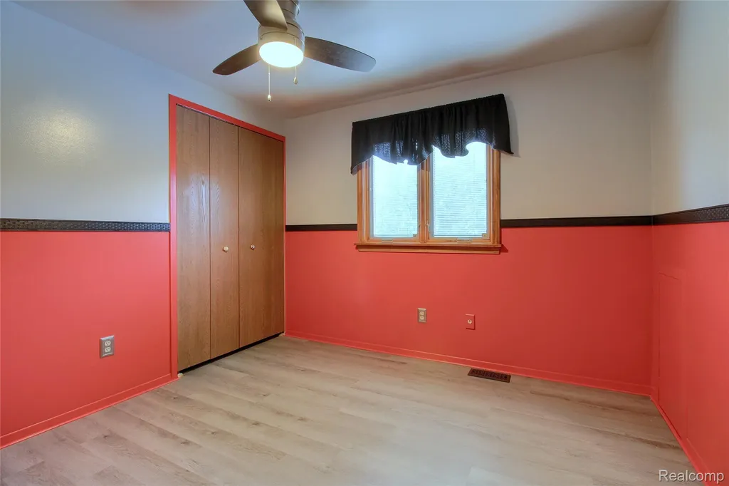 19596 Dawnshire Drive Brownstown Charter Township MI 48193