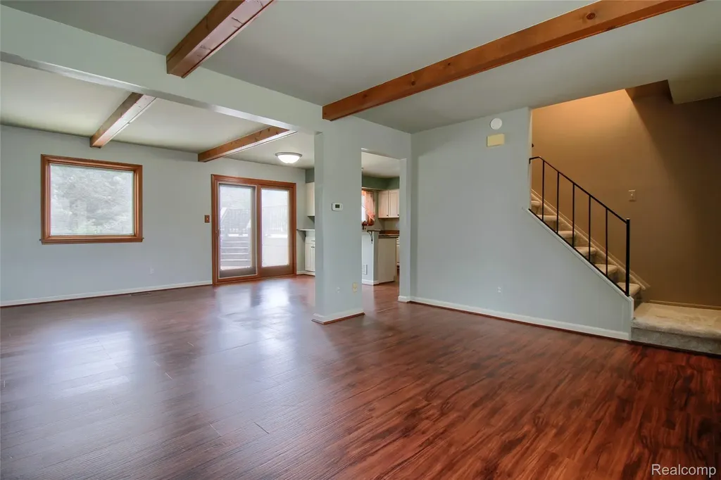 19596 Dawnshire Drive Brownstown Charter Township MI 48193