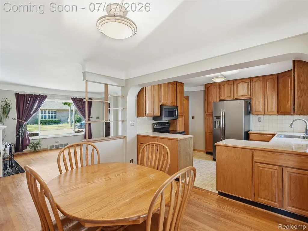 20817 Frazho Street St. Clair Shores City MI 48081