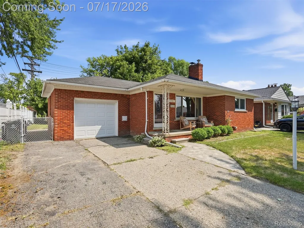 20817 Frazho Street St. Clair Shores City MI 48081