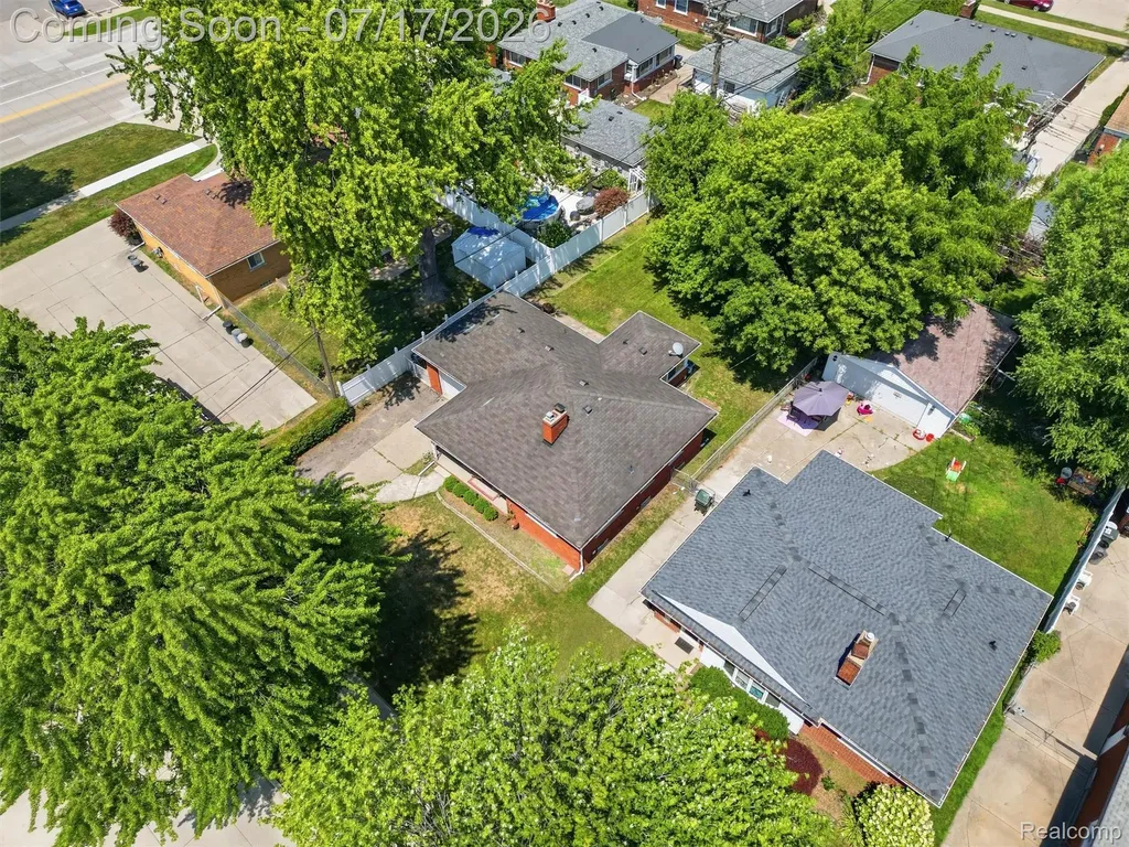 20817 Frazho Street St. Clair Shores City MI 48081