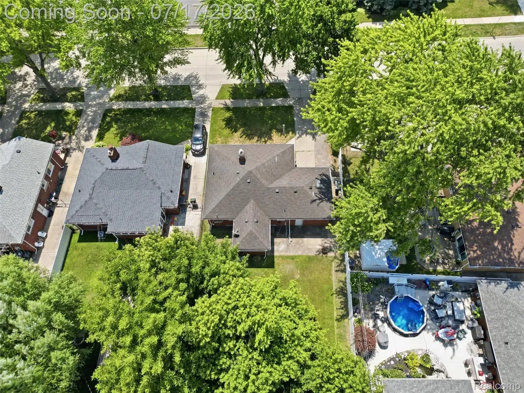 20817 Frazho Street St. Clair Shores City MI 48081