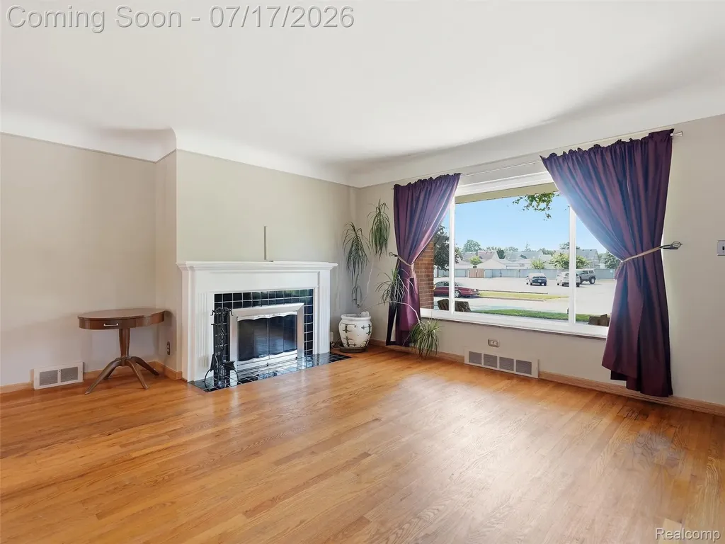 20817 Frazho Street St. Clair Shores City MI 48081