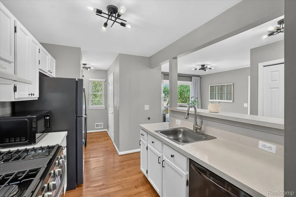 452 Waverly Lane Genoa Township MI 48843