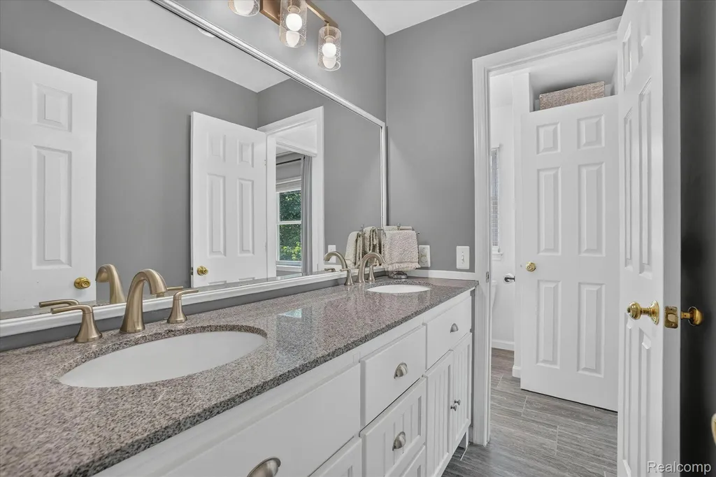 452 Waverly Lane Genoa Township MI 48843