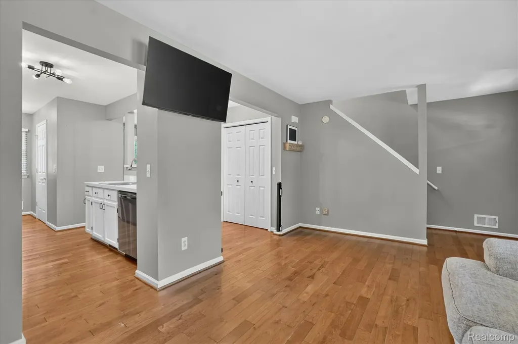 452 Waverly Lane Genoa Township MI 48843
