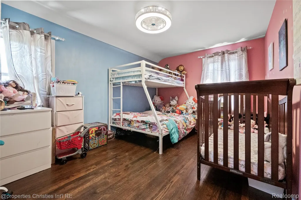23844 Cherry Hill Street Dearborn City MI 48124