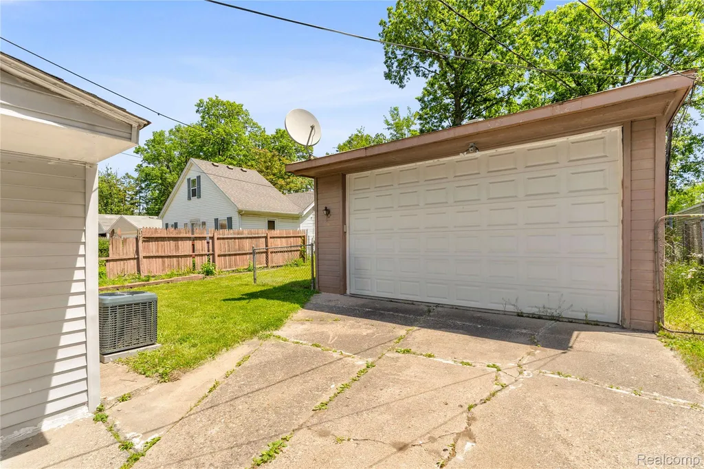 3280 Inman Street Ferndale City MI 48220
