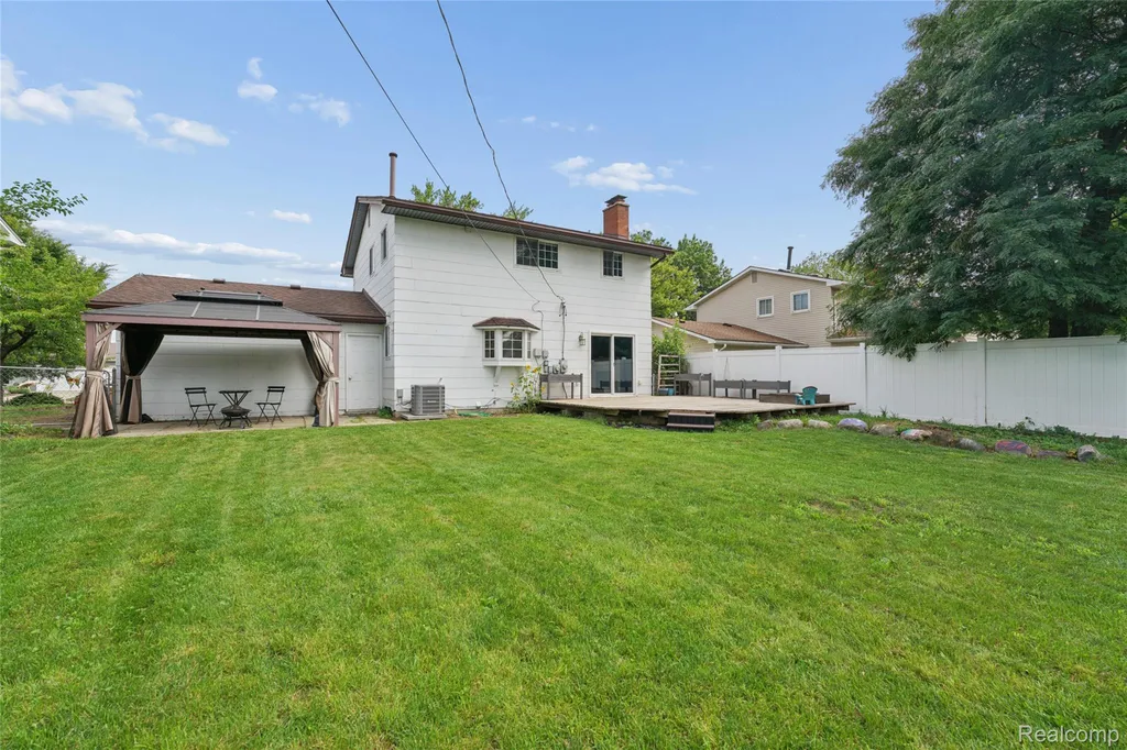 36543 Grandon Street Livonia City MI 48150