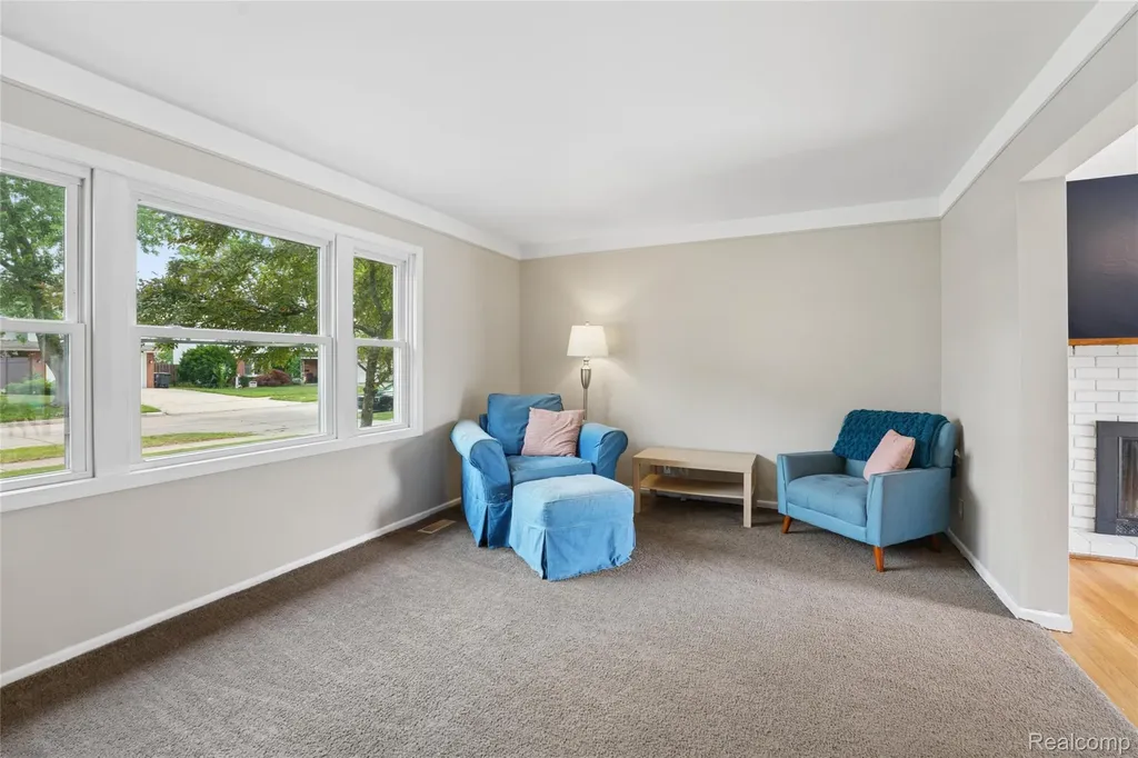 36543 Grandon Street Livonia City MI 48150