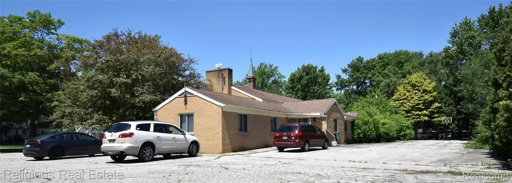 3736 Mackinaw Street Saginaw City MI 48602