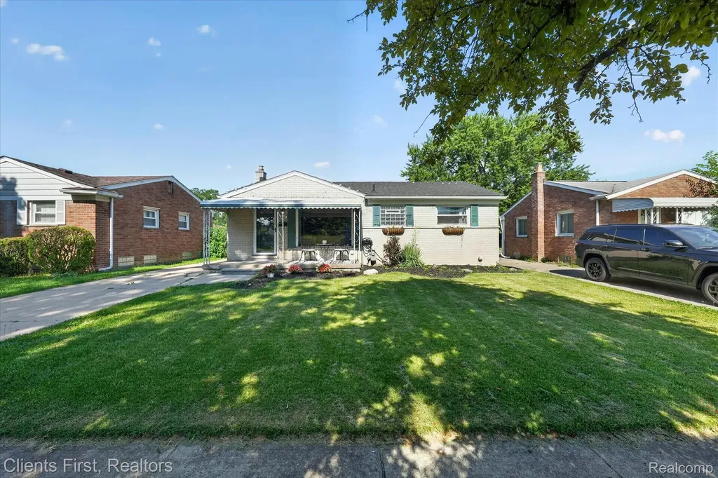 7520 Sloan Street Taylor City MI 48180