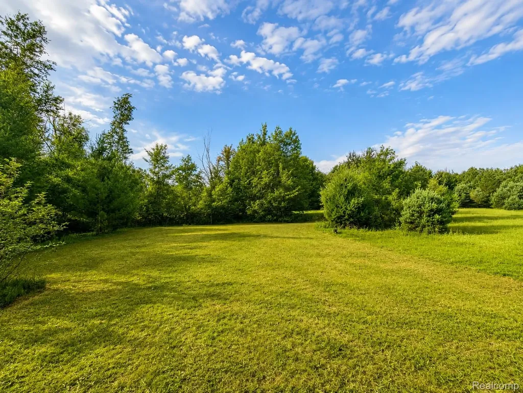 643 N Hockaday Road Gladwin Township MI 48624