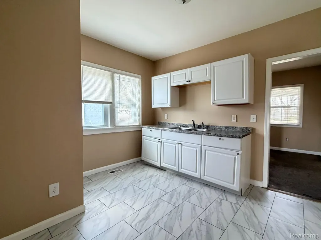 15935 Normandy Street Detroit City MI 48238