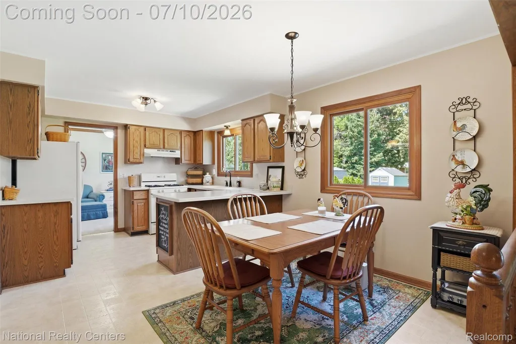 34436 Marina Court Westland City MI 48185