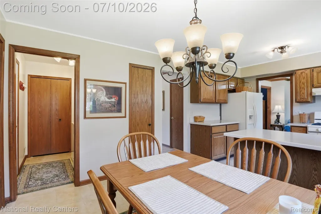 34436 Marina Court Westland City MI 48185