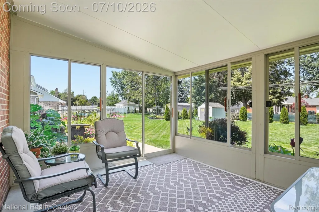 34436 Marina Court Westland City MI 48185