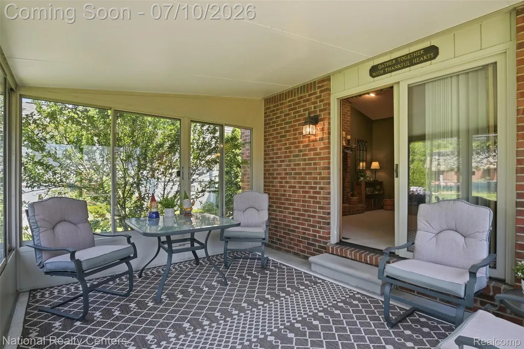34436 Marina Court Westland City MI 48185